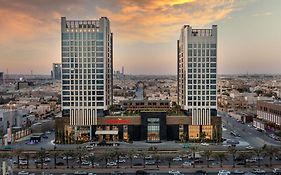 فندق وشقق موفنبيك الرياض